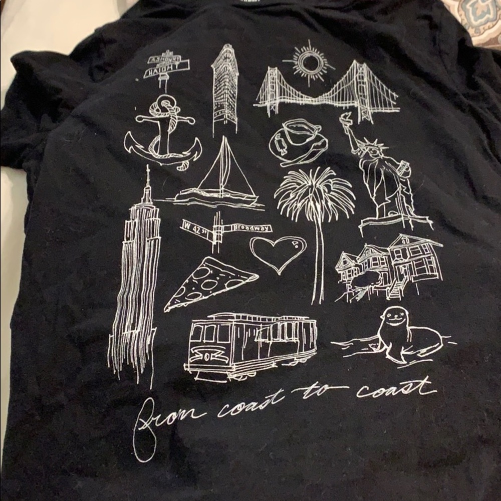 Old Navy T-Shirt